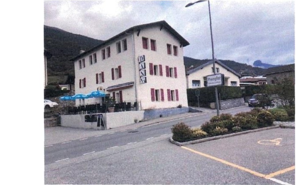 Immeuble mixte à Erde, commune de Conthey (VS)